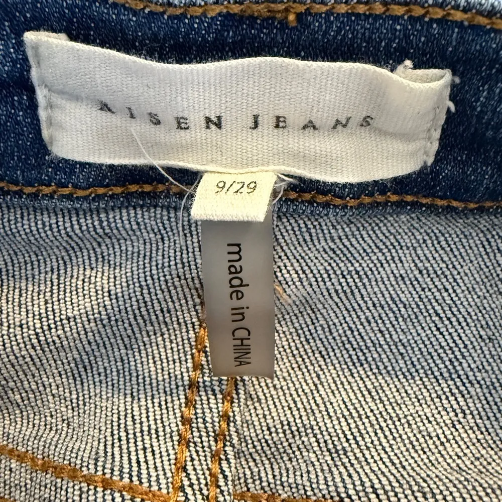 Risen brand distressed boyfriend fit jeans, women’s size 9/29 - Image 6