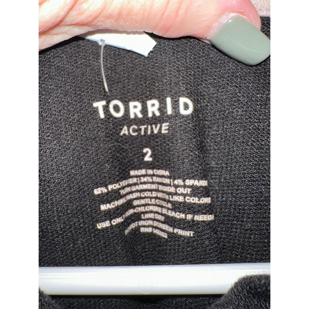 TORRID Black "Dream Believe Achieve" Hoodie 2X - Image 5