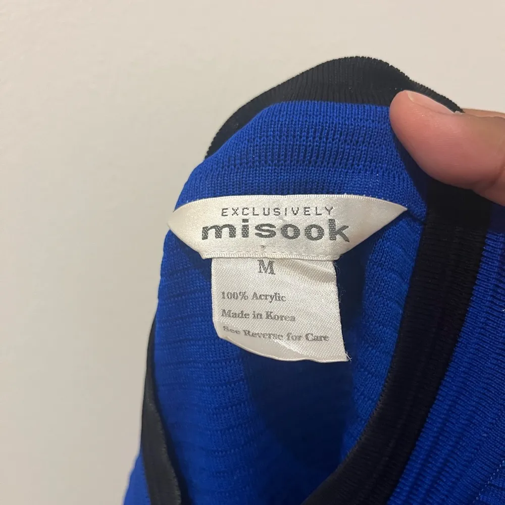 Exclusively Misook Royal Blue Rib Knit Zip Up Cardigan with Black Trim - Image 9