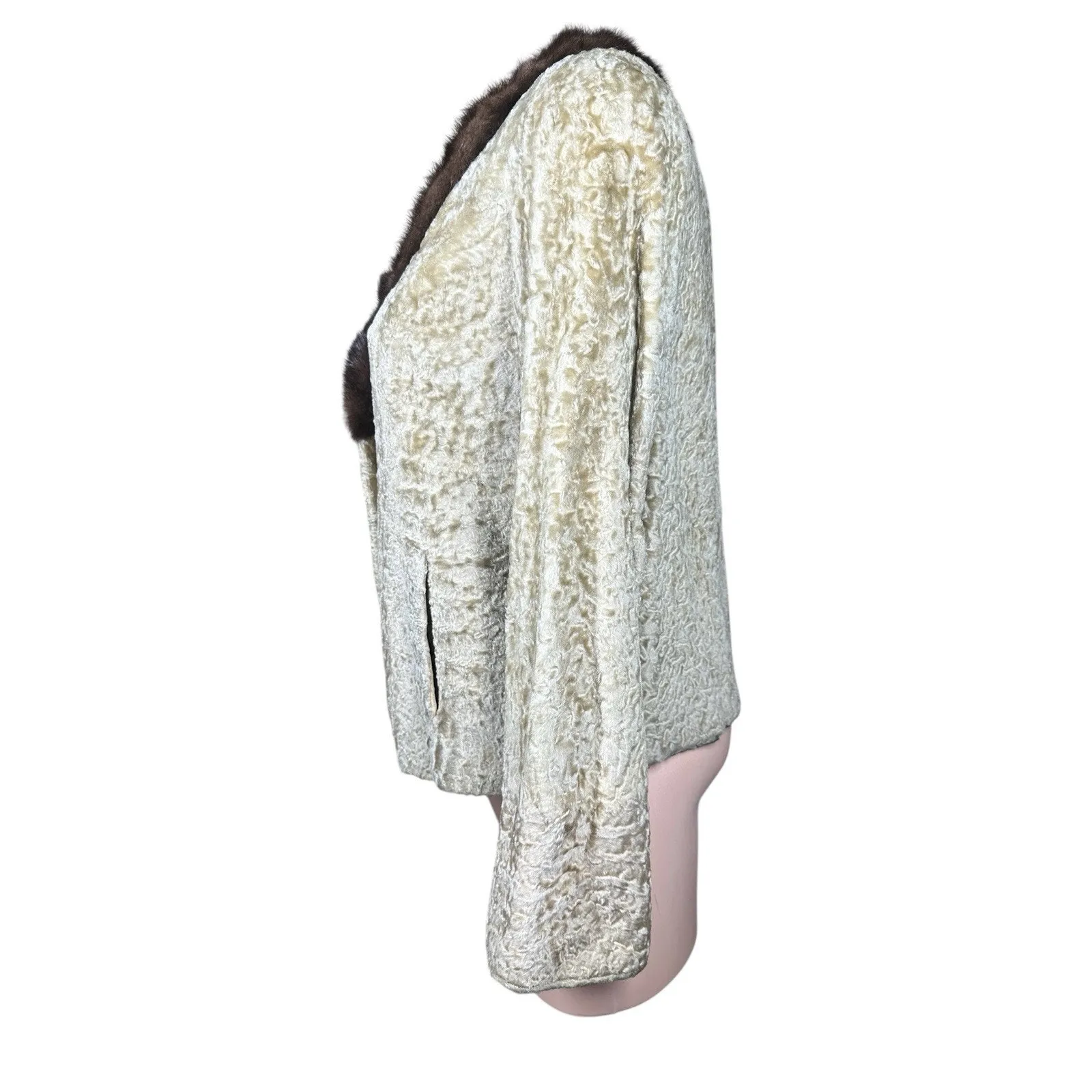 Vtg Persian Lamb Coat w/ Mink Collar Large Buttons Tan Brown 60s 70s Striplings Size M - Image 8