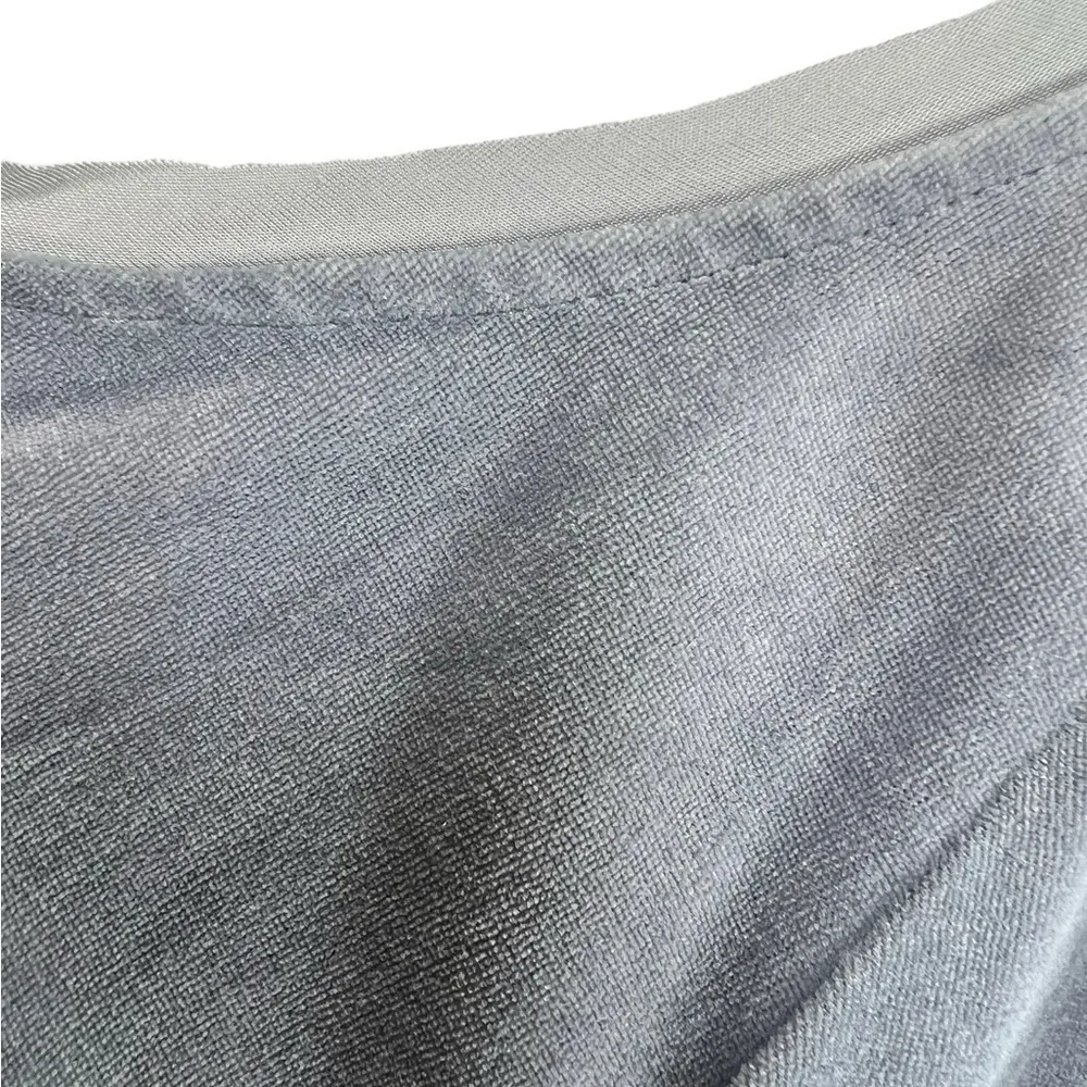 NWT Mystree Cold Shoulder Velvet Top M‎ - Image 11