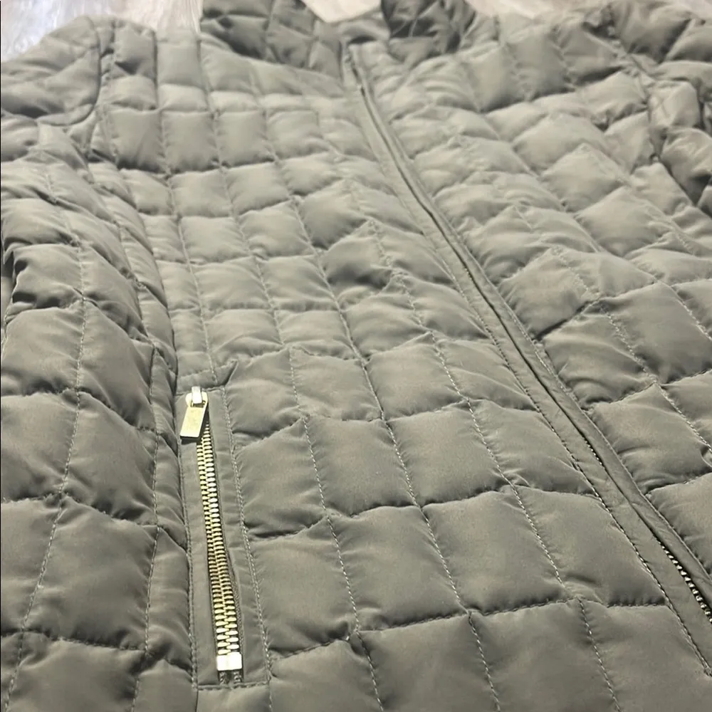 J Crew Quilted Down Insulated Puffer Jacket - Image 8