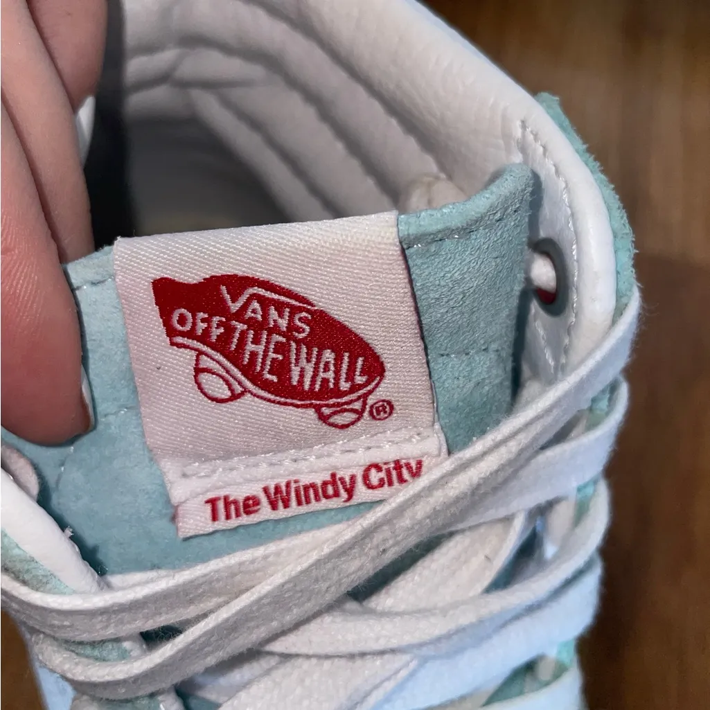 RARE Limited edition Chicago Vans - Image 4