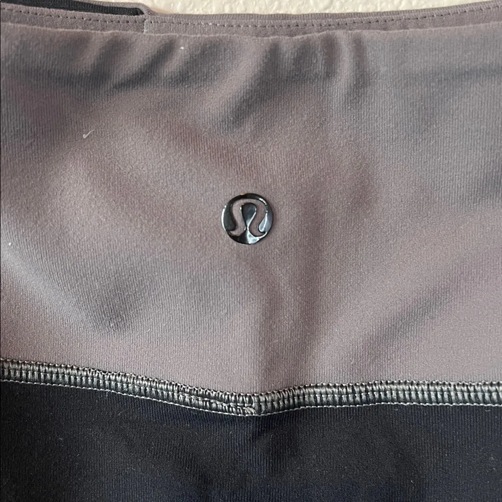 Lululemon Yoga Over Skirt Coal/Black Size 4 - Image 3