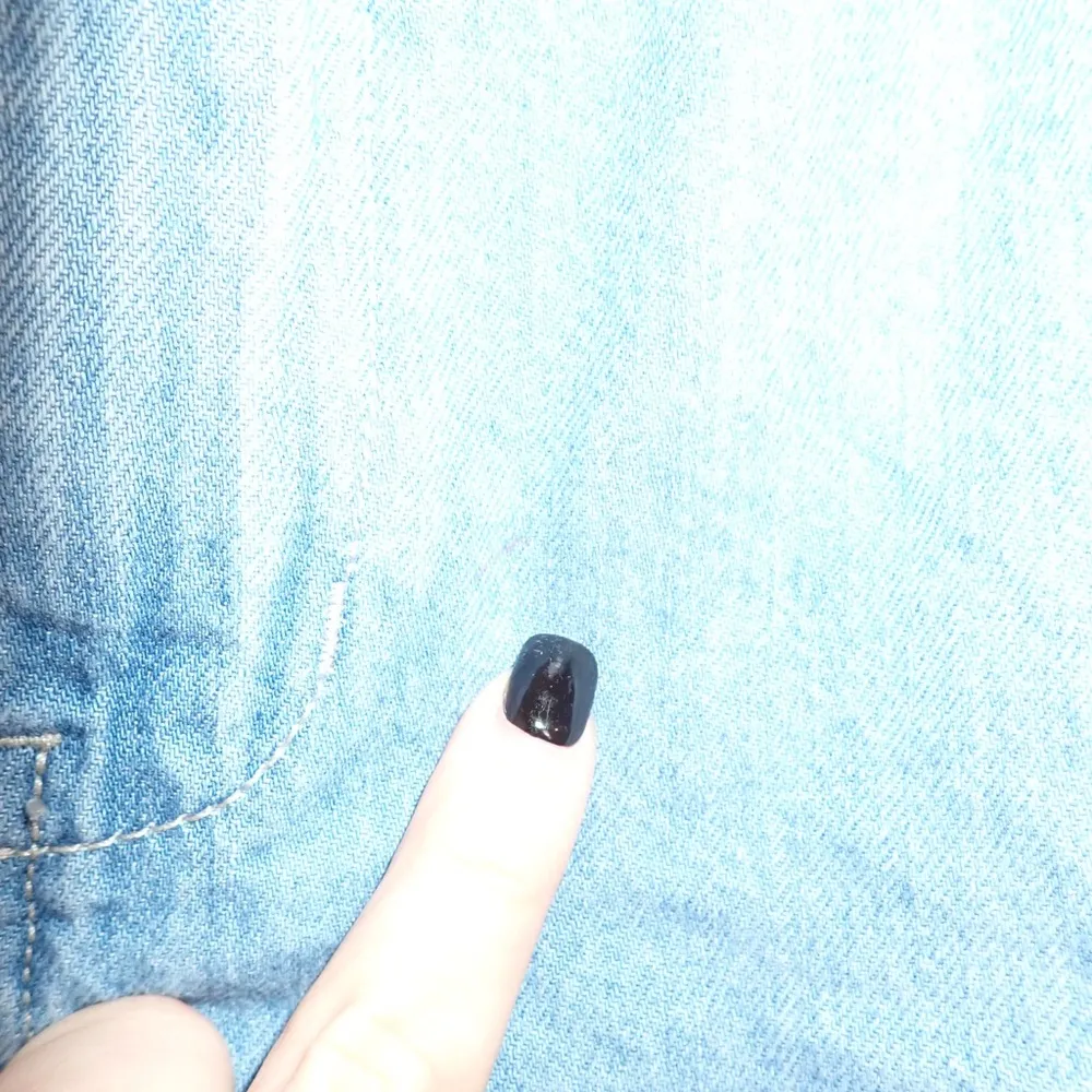 Madewell Denim Pul-On Paperbag Shorts in Bunten Wash size 26 - Image 11