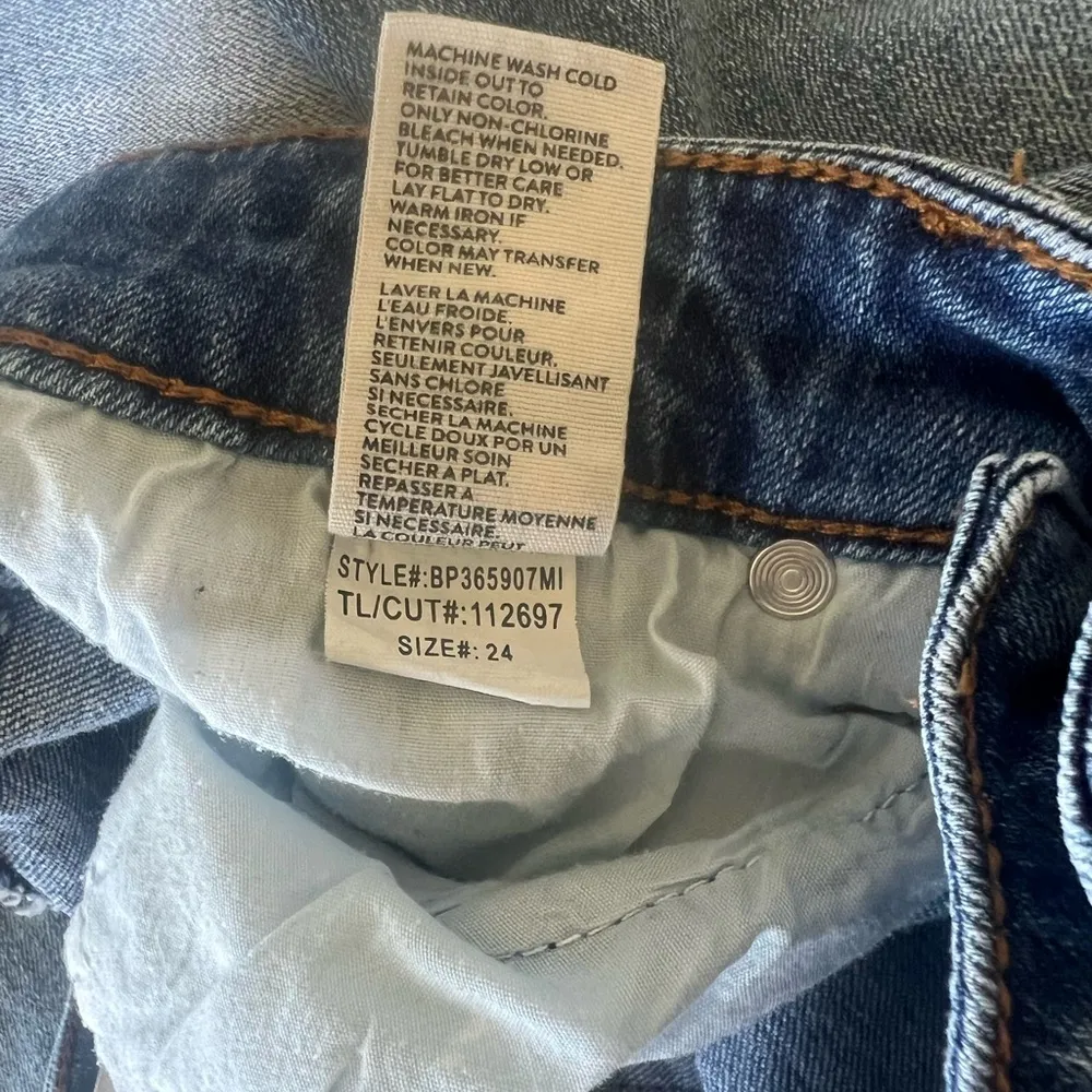 Distressed Jeans - Image 8