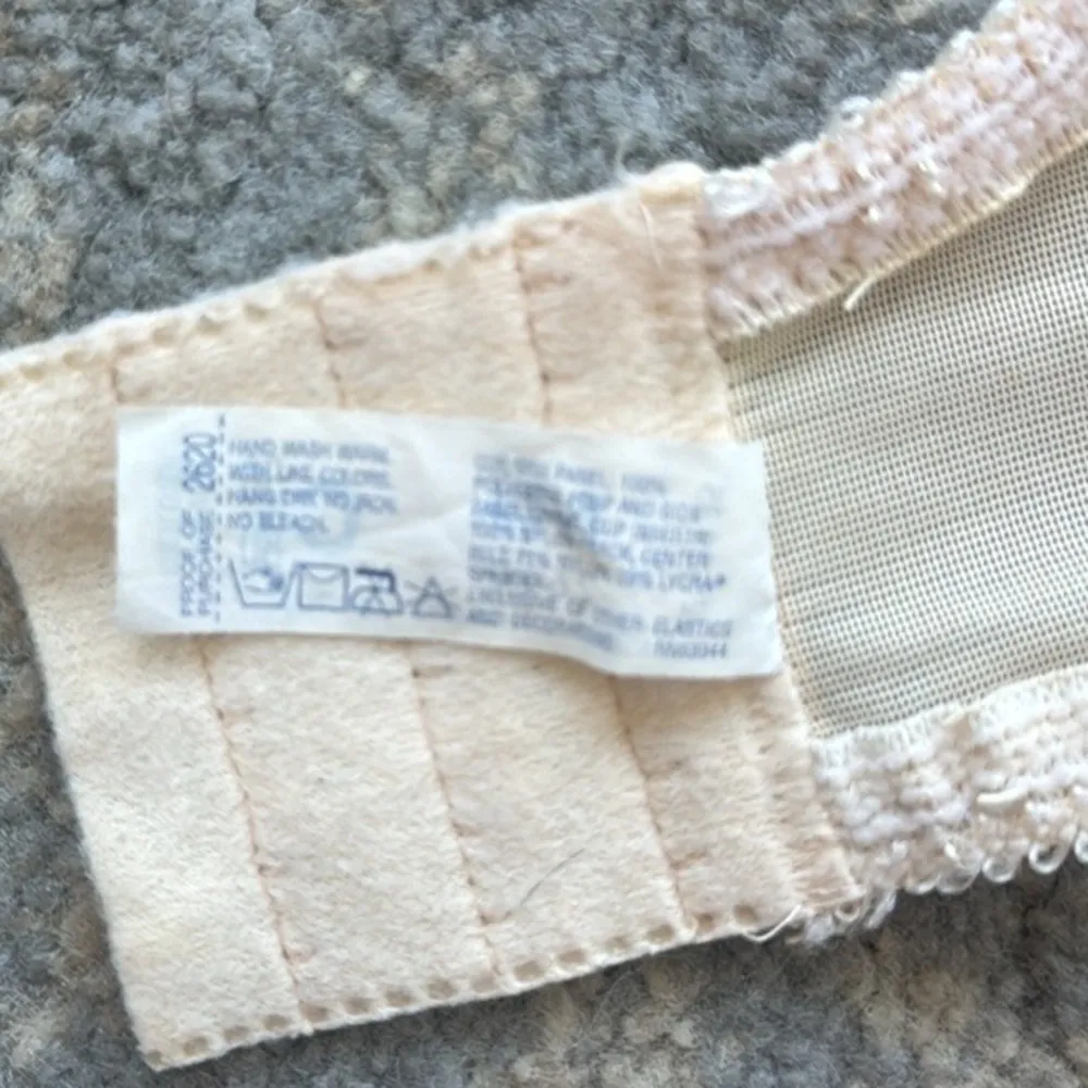 Vintage Bali Lace Underwire Bra Cream 36C - Image 5