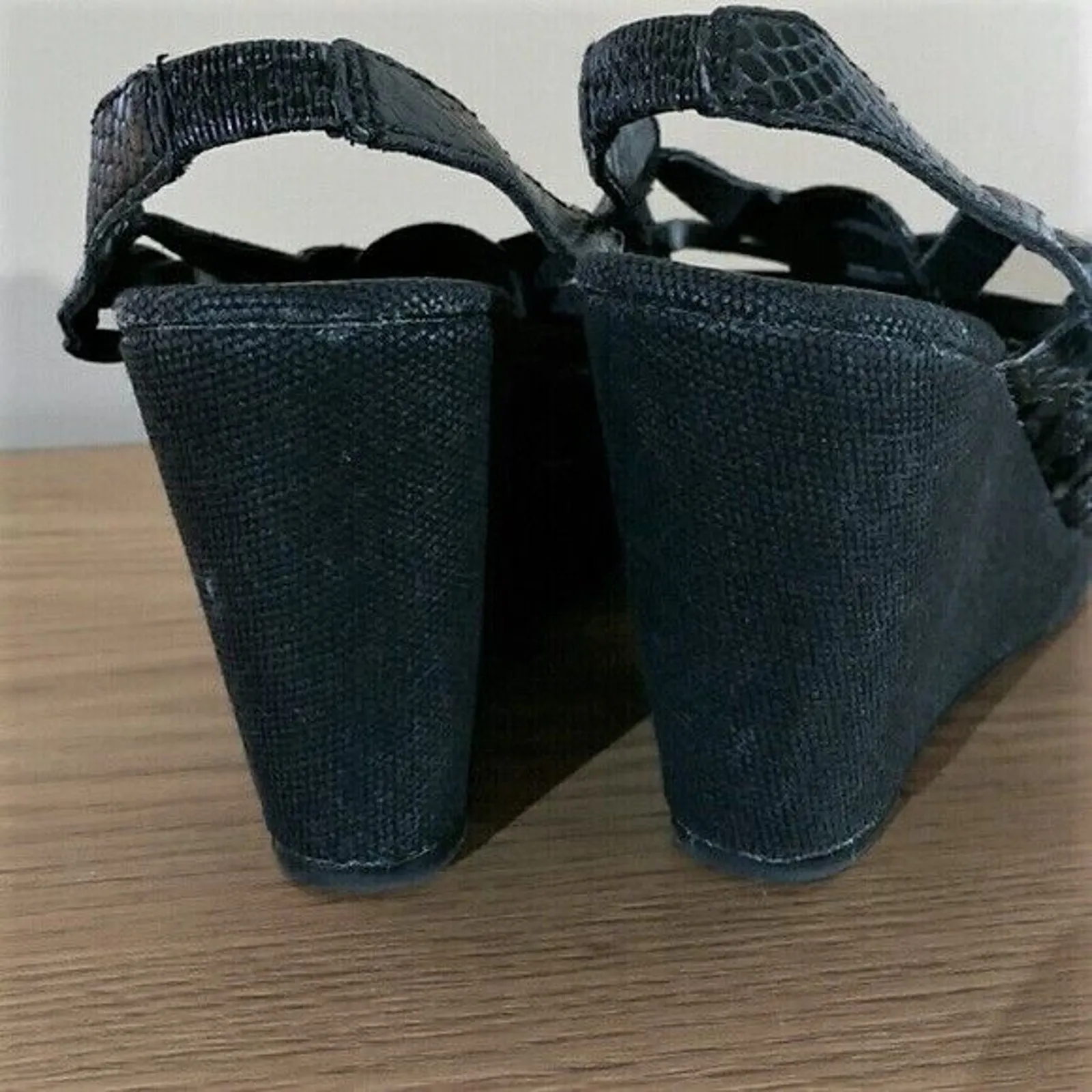 NY&C Black Wedges Wedge Sandals Size 7 - Image 4