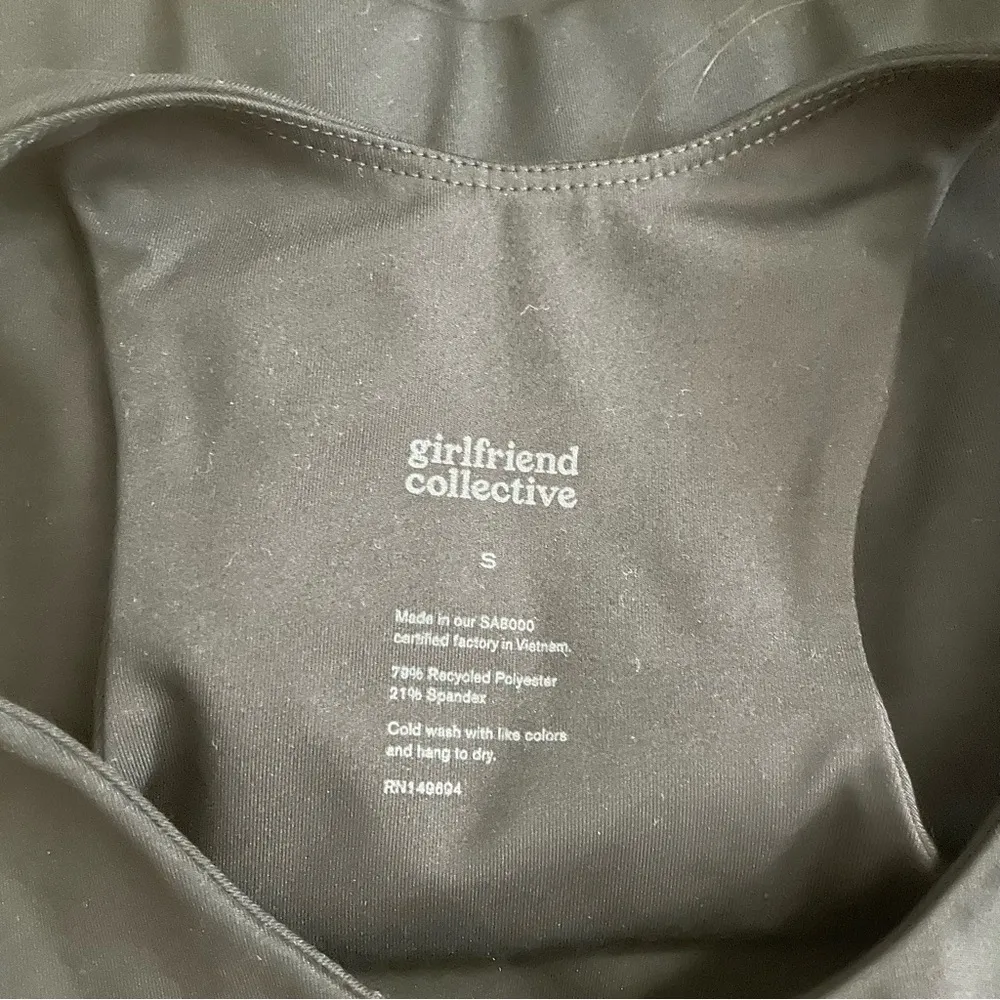 Girlfriend Collective Black Paloma Racerback Bra Size Small - Image 4