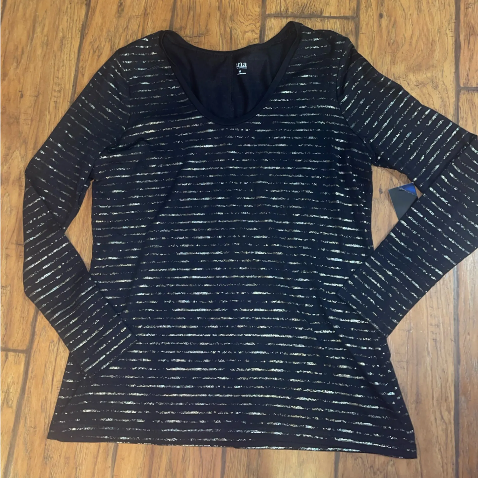 a.n.a black and gold striped long sleeve top shirt woman’s medium NWT - Image 3