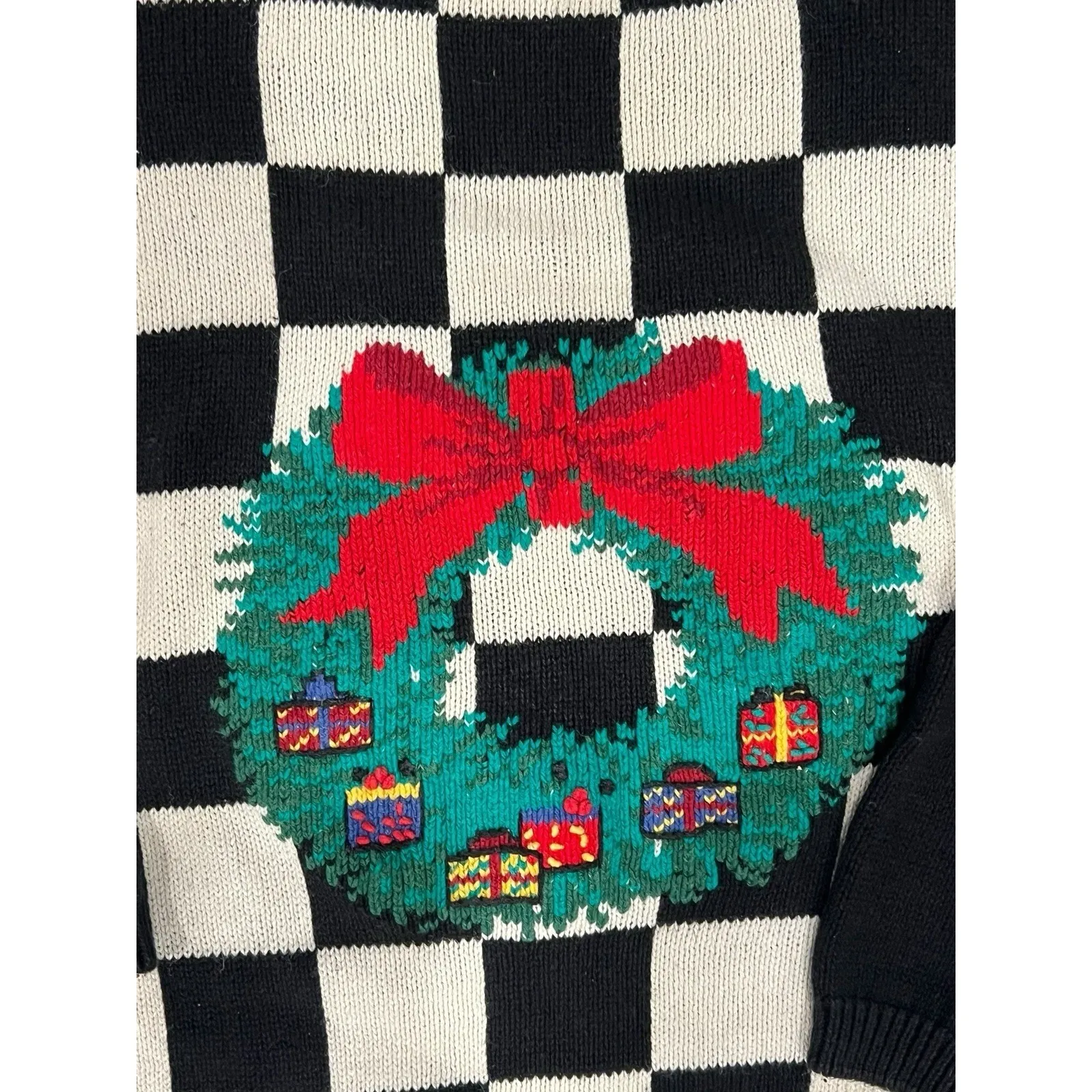 Vintage Lauren Grey Black And White Checkered Christmas Wreath Sweater M Red Size M - Image 3