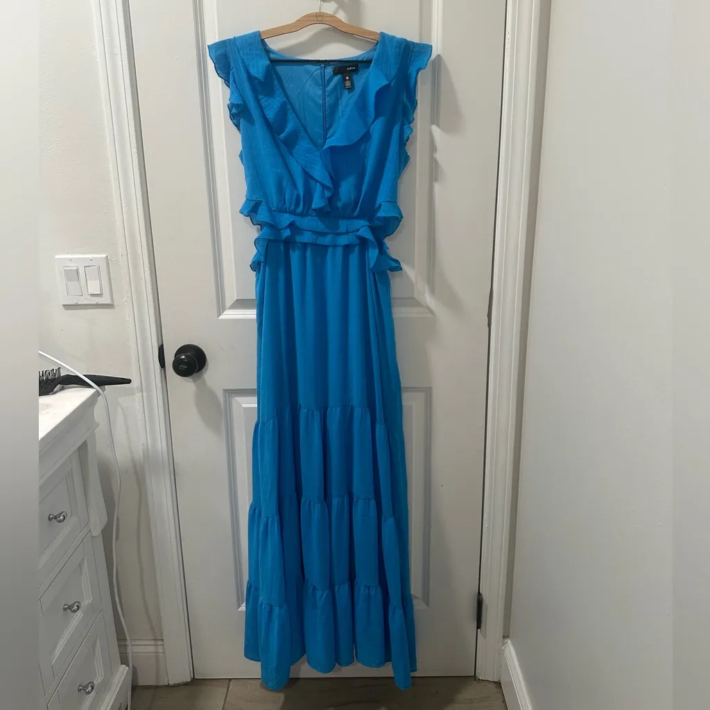 Auqua Brand women's Blue tiered Ruffle Maxi dress w waist cut outs sz medium - Image 4