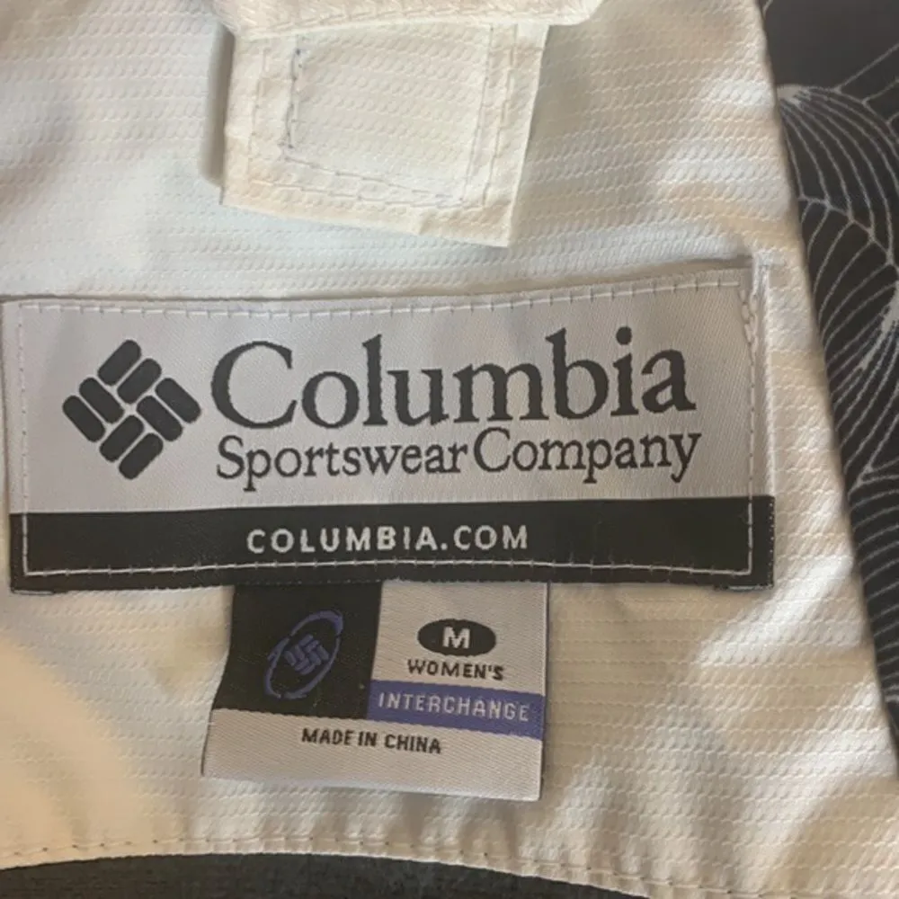 Columbia Omni-Tech Retro Winter Jacket Size Medium - Image 3