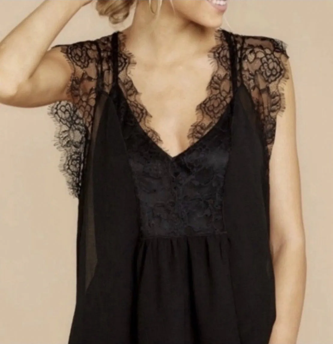Lovestitch Women’s Cap Sleeve Lace Blouse Sewn In Camisole Black Size Small EUC - Image 1