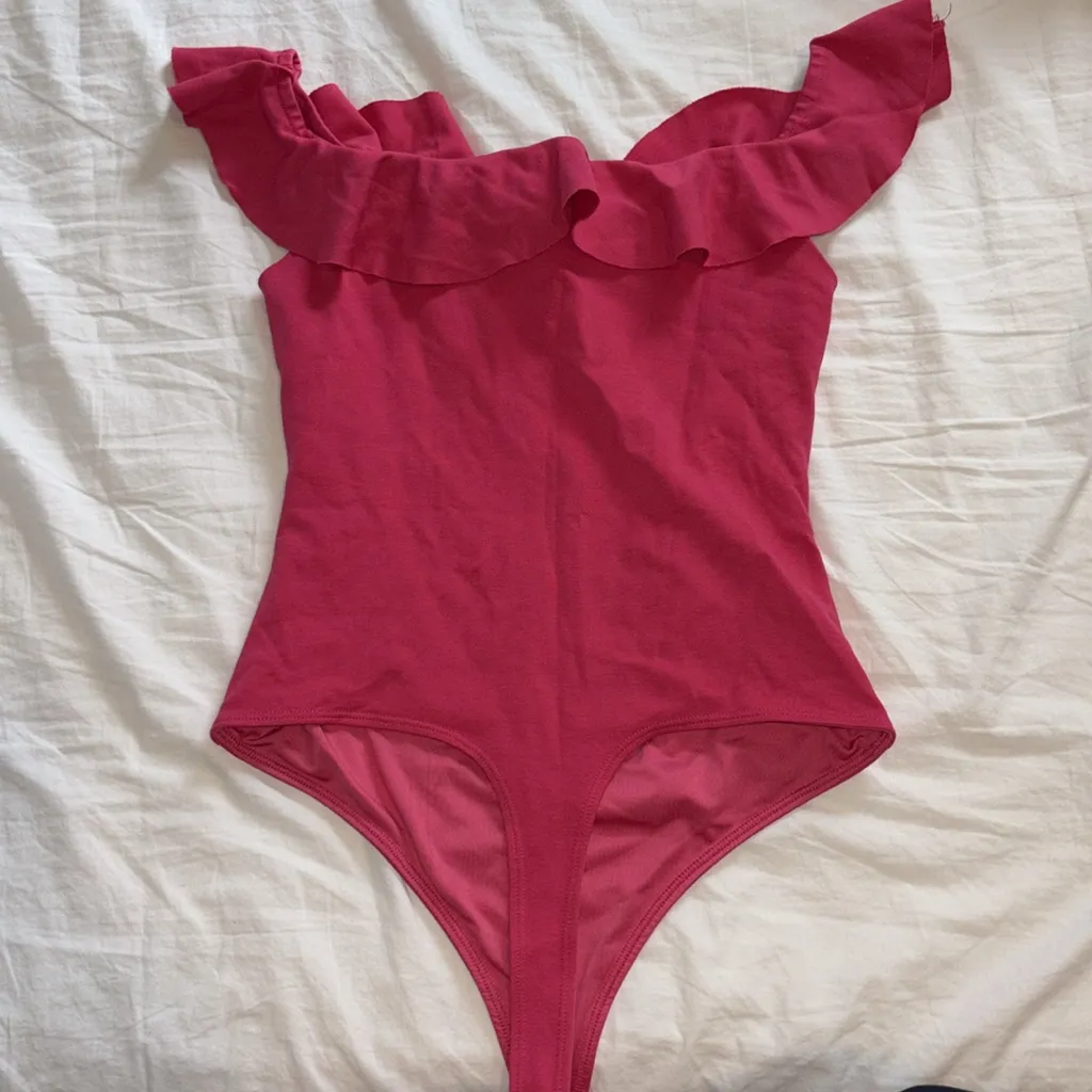 Majorelle pink ruffle bodysuit - size M - Image 3