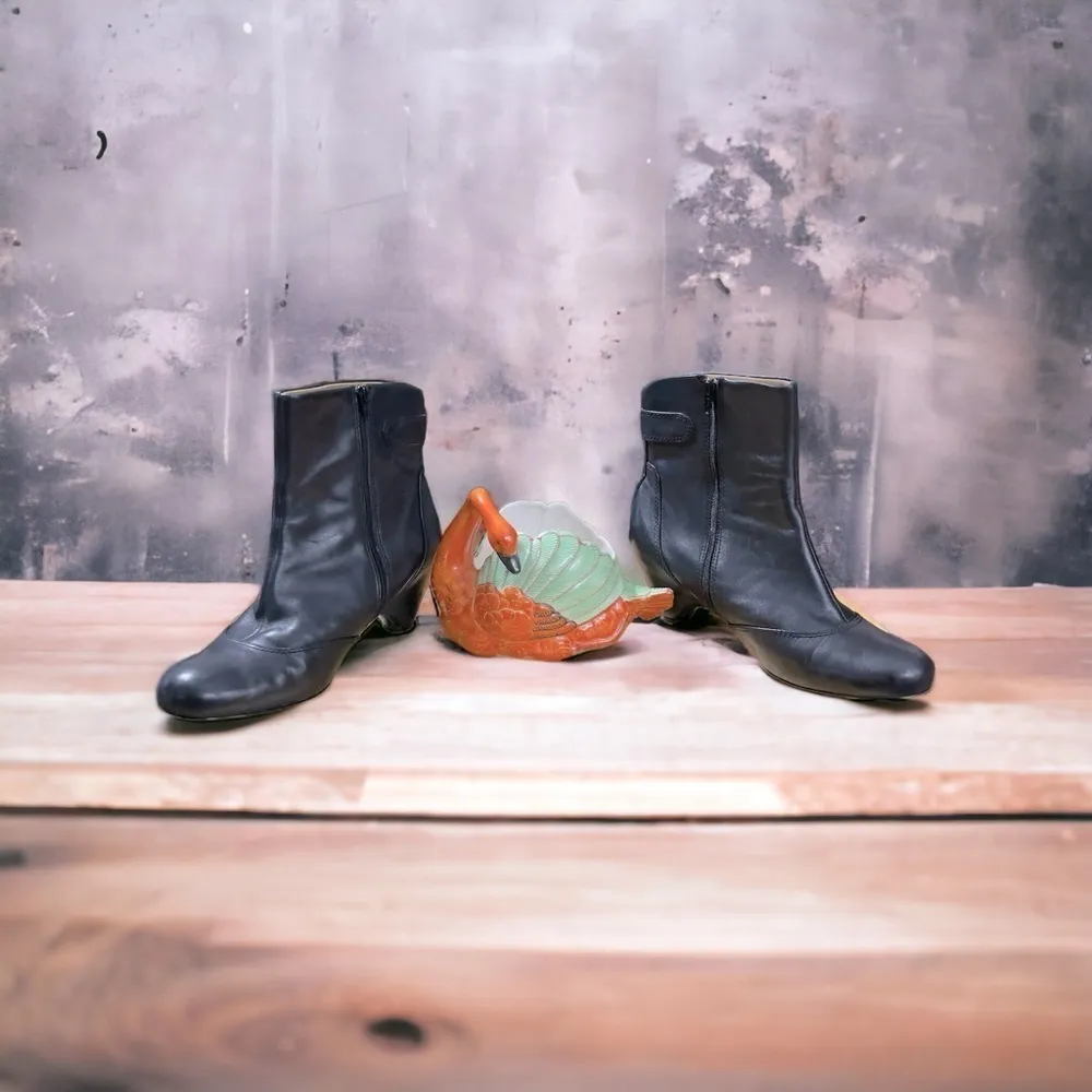 Ciao Bella Coty Ballet Low Heeled Ankle Booties worn couple hours with costume Black Size 9 - Image 2