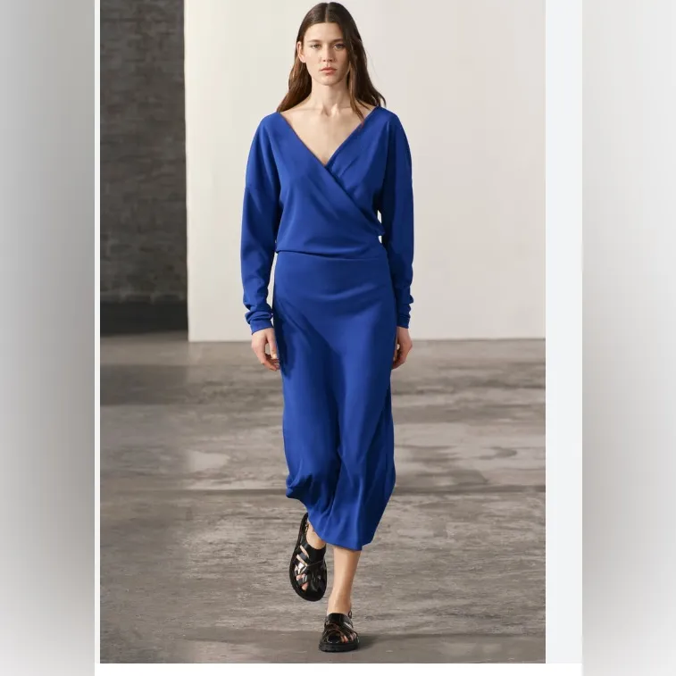 NWT ZARA Vibrant Blue Long Sleeve V Neck Maxi Dress Small Bloggers Fave - Image 5