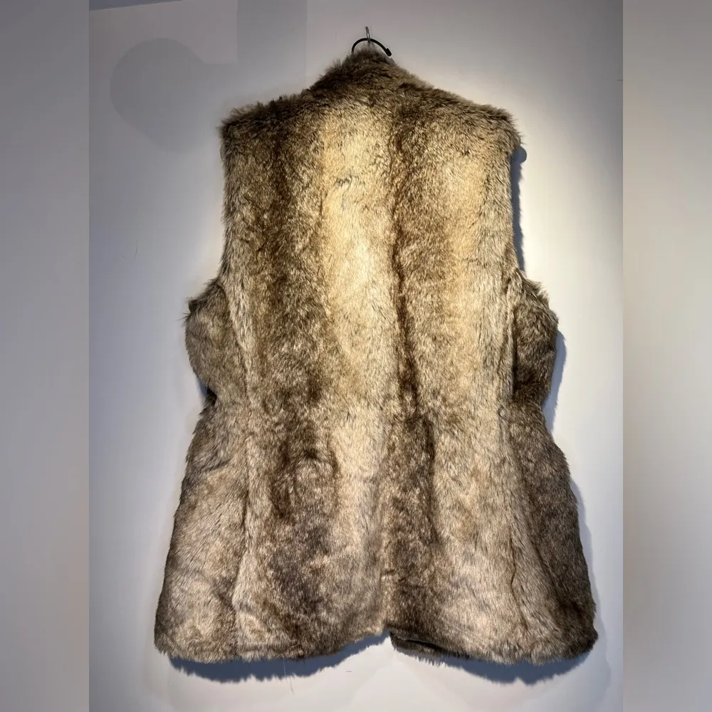 Banana Republic NWT Mock Collar Faux Fur Vest Cinch Waist Fully Lined XL - Image 9