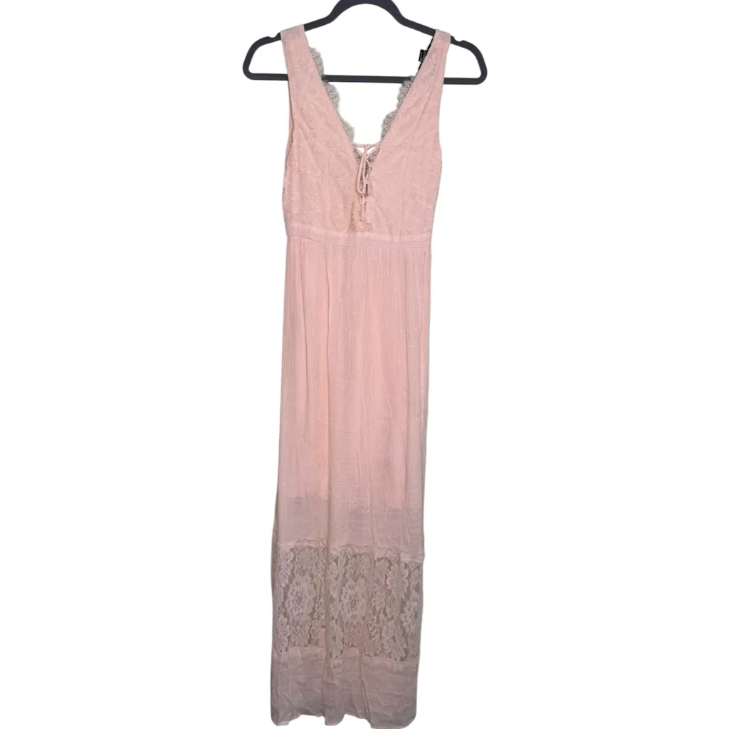Forever 21 Blush Lace Maxi Small Dress - Image 5
