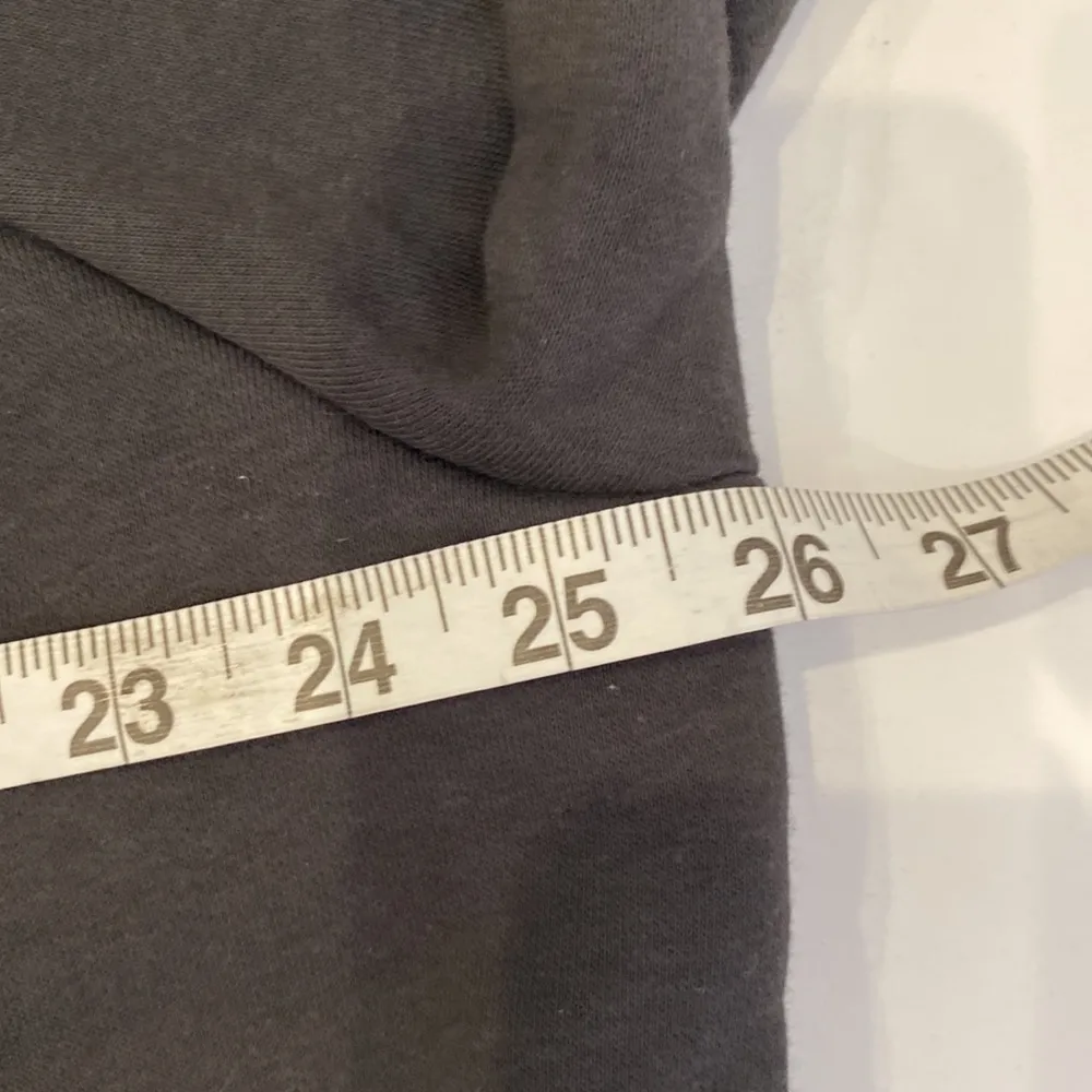 Taylor Swift Gray Official Eras Tour Hooded Pullover Sweatshirt NWOT Sz XL - Image 8