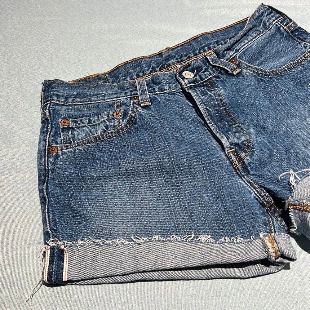 Levi's  501 Distressed Denim Cutoff Jean Shorts Size 26 - Image 3