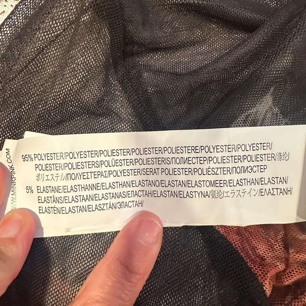 NWT Minkpink Wallflower Mesh Crop Top BLACK AND PEACH FLOWERS SZ M - Image 10