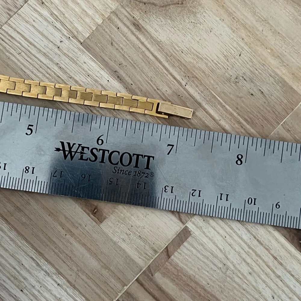 Pierre Vallee Gold Plated Vintage Ladies Watch Black Dial Gold Plated Bracelet - Image 13