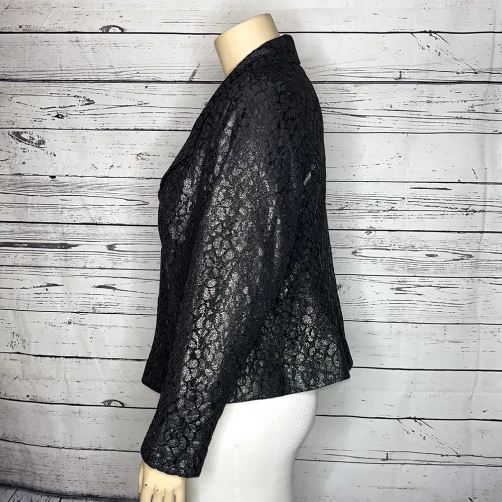 Lane Bryant NWT 22 Black Metallic Silver Shimmer Floral Lace Overlay Moto Jacket - Image 4