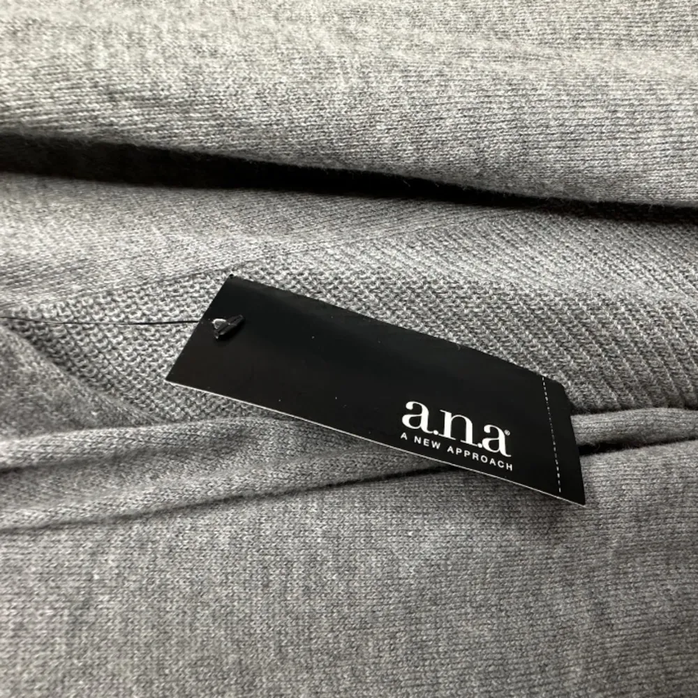 ANA‎ Cardigan Sweater nwt - Image 5