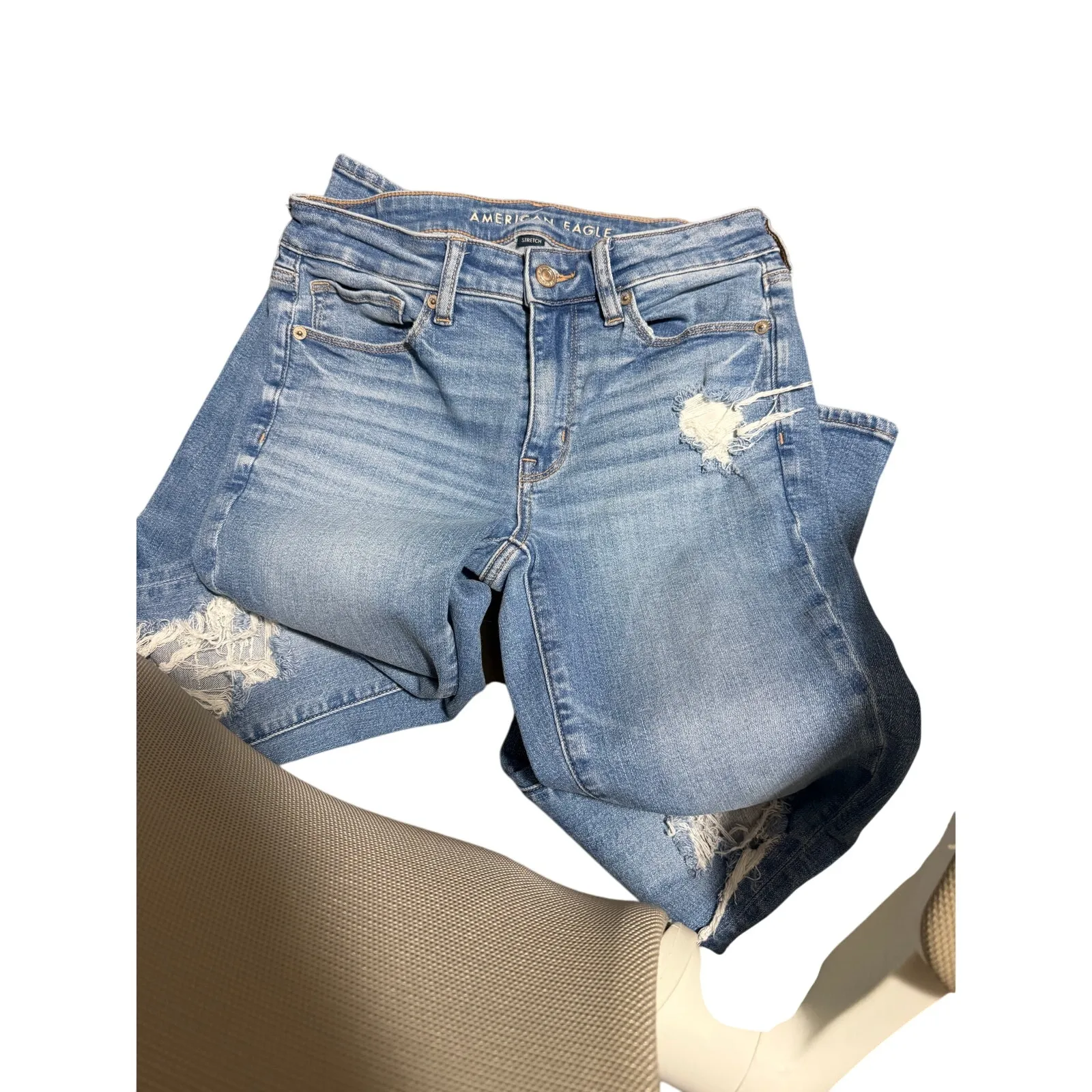 American Eagle High Rise Skinny Kick Jeans - Image 3