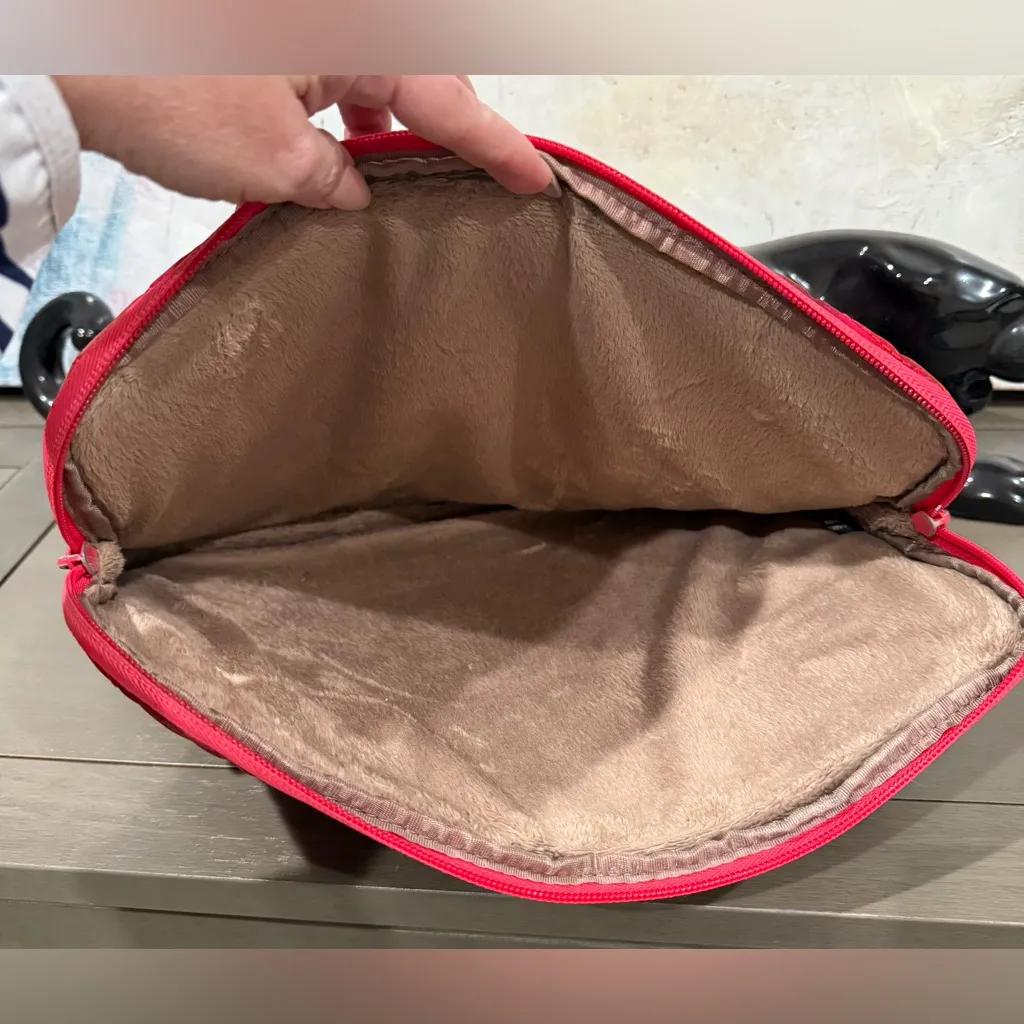 Marc by Marc Jacobs Quilted Laptop Tablet Sleeve Tie Dye Red Pink 13” - Image 3