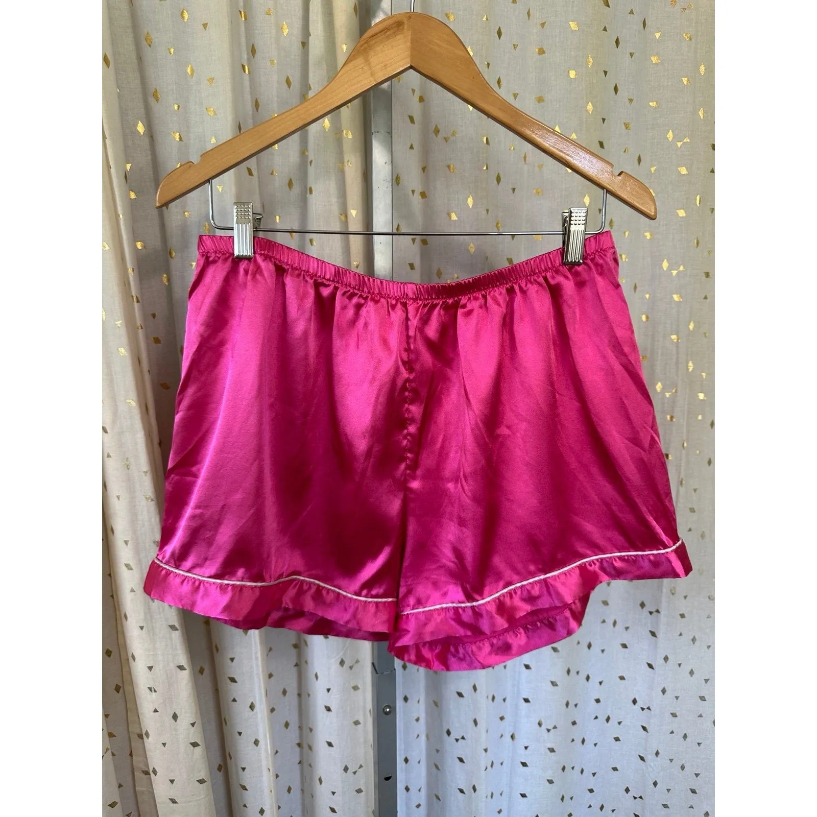 Unbranded Fuchsia Pink Button Down Pull On Shorts Satin Pajamas PJ Set XL - Image 5
