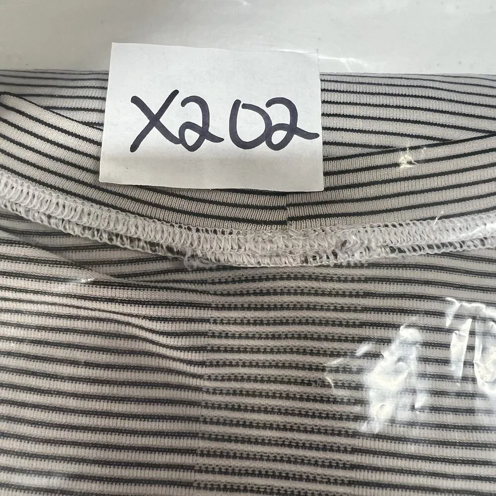 Lululemon Size 10 Run Swiftly Tech Long Sleeve Crew Tempo Stripe Black White - Image 15