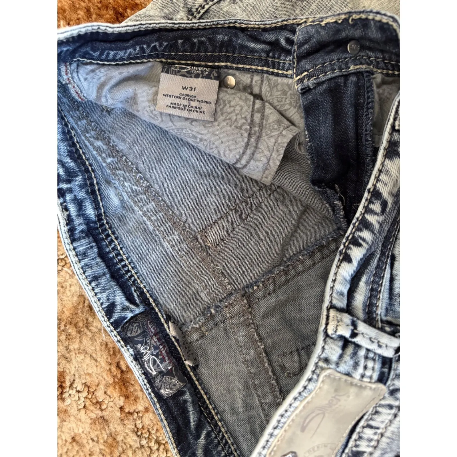 Silver Jeans Co Lola Boyfriend Distressed Acid Wash Denim Shorts Size 31 - Image 4