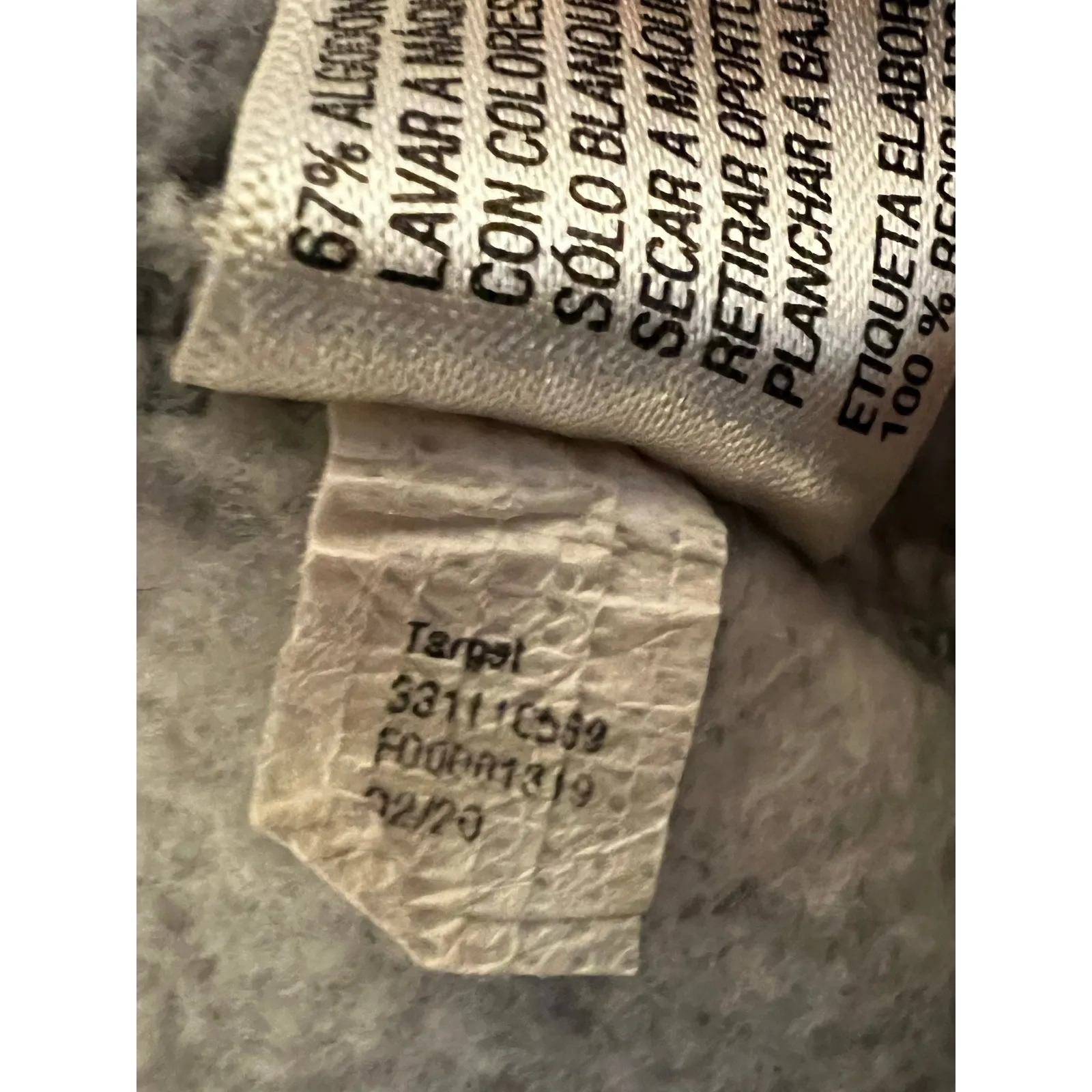 Wild fable gray pullover crop hoodie Size M raw hem streetwear - Image 6