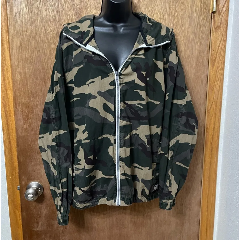 Denim and Flower Lightweight Camo Jacket - Image 12