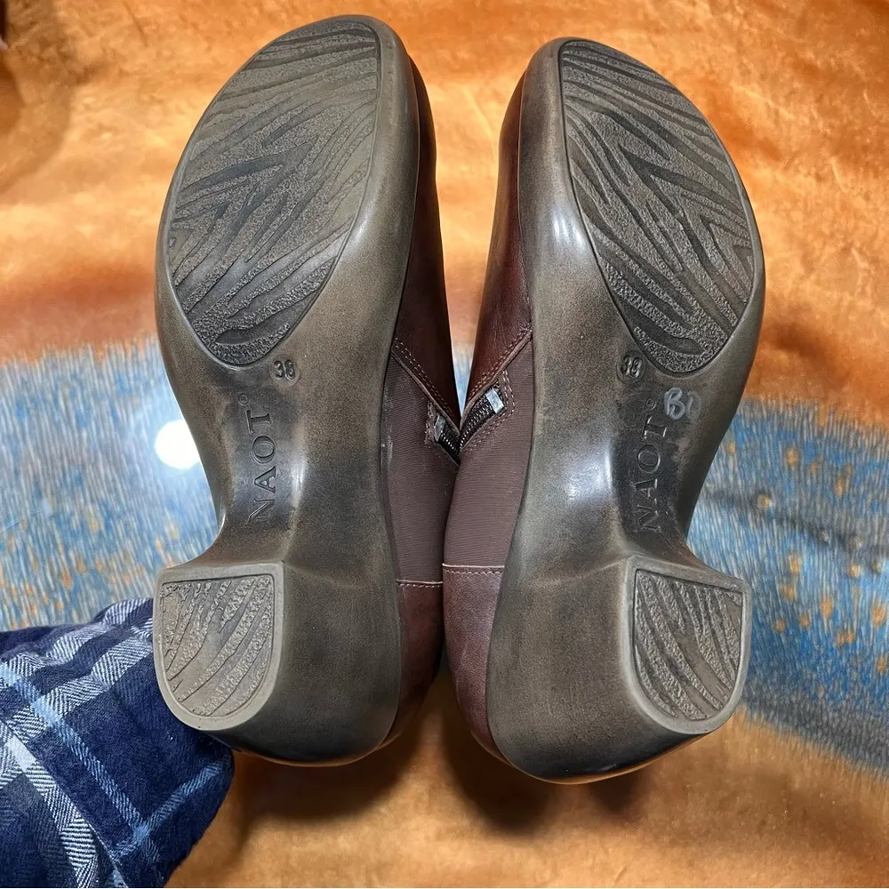 Naot Leather Heeled Clogs side zip size 38 Brown - Image 5