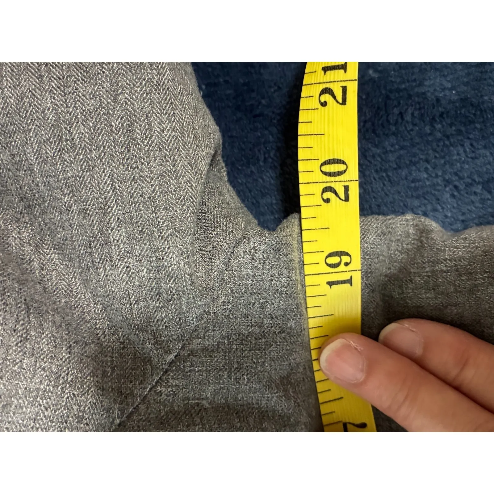 Weatherproof  Down and Feathers Women's Jacket Size‎ Medium - Image 6