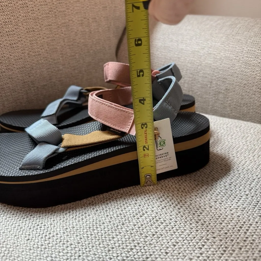 Teva NWT Women's Flatform Universal Platform‎ Sandal in Rainbow Light Multi 11 - Image 4