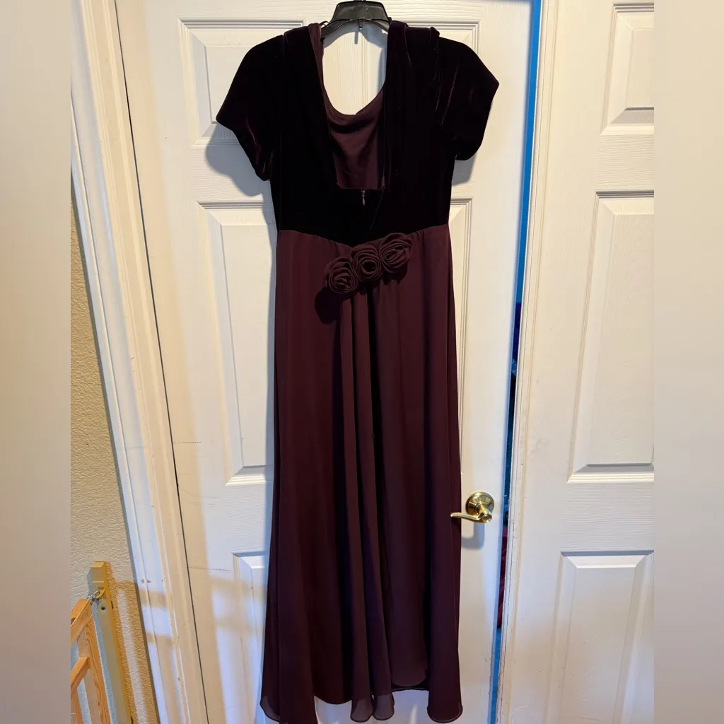 Rhapsody Velvet Maxi Dress in Rich Purple - Image 9