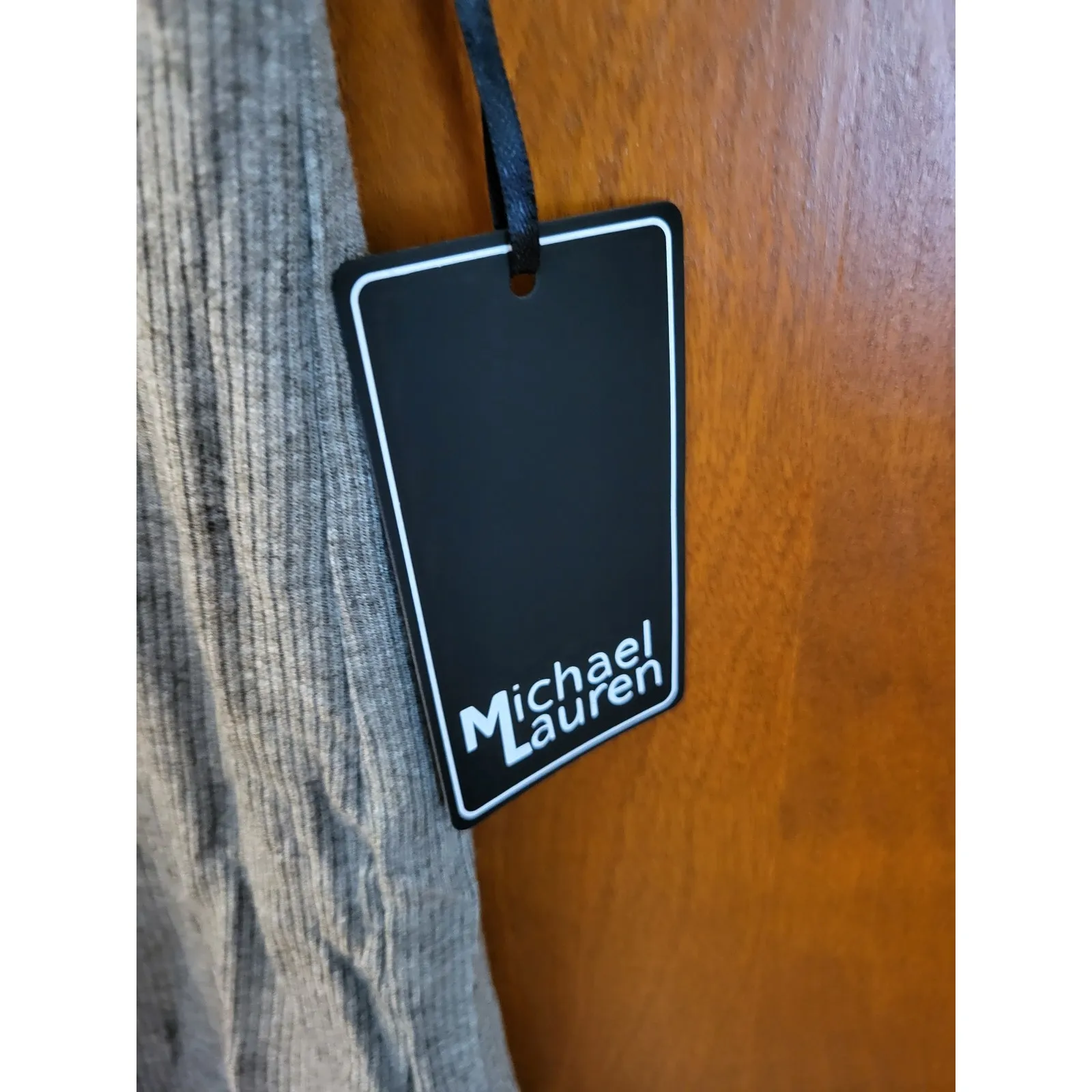 Michael Lauren - Murphy Tank with open slit front- Size Small - Gray - NWT - Image 3