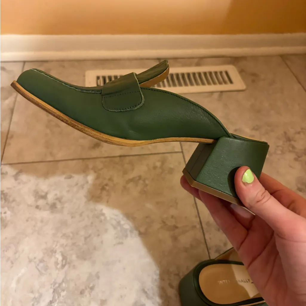 Intentionally Blank Prof Mules in Basil Size 5 - Image 12