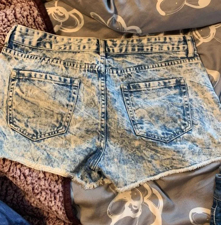 Forever 21 Shorts  - Image 2