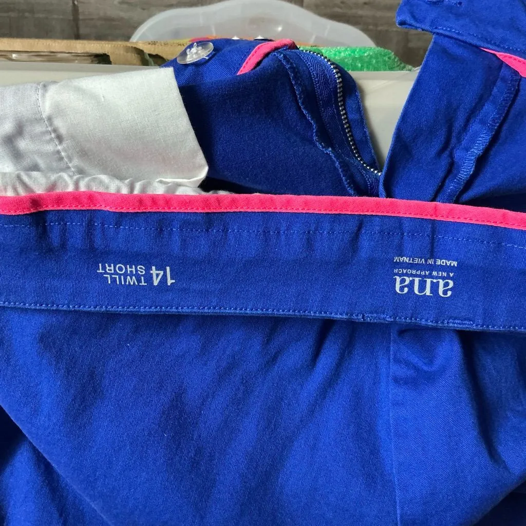 a.n.a Women's Vibrant Blue Shorts - Image 4