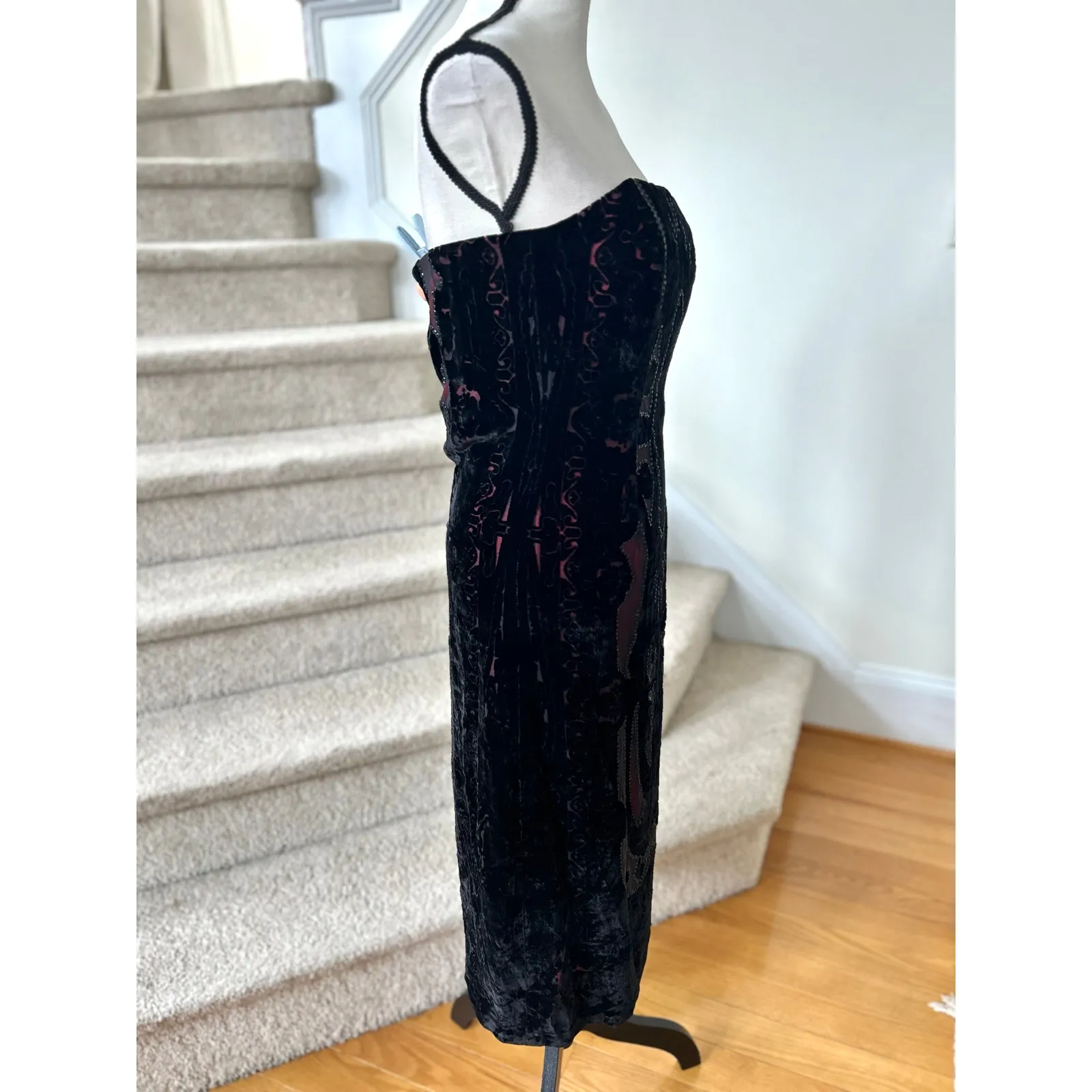 Vintage Y2K 90s Black Crushed Velvet Red Illusion Damask Strapless Dress Size 4 - Image 2