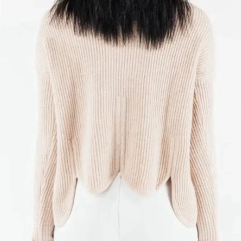 Chloé Kristyn Café Au Lait Anna Scallop Sweater, Size L, New w/Tag Retail $398 - Image 12