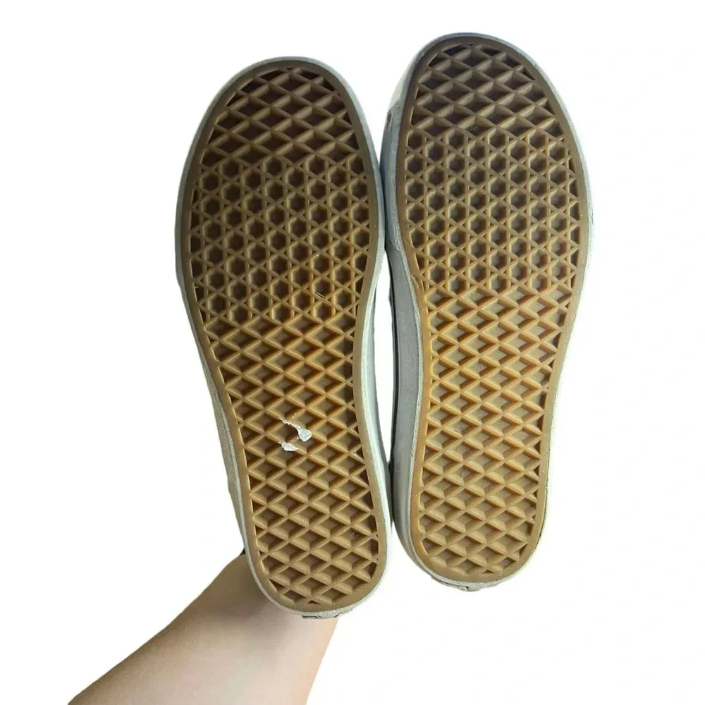 Vans Sk8-Hi Top‎ Sneaker - Frost Gray Canvas Canvas Shoes - Women's 7.5 - Image 10