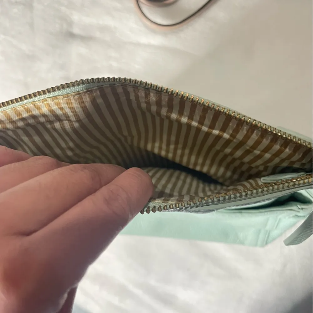 Kate Spade New York Cobble Hill Little Minka Dusty Mint Shoulder Hobo - Image 5