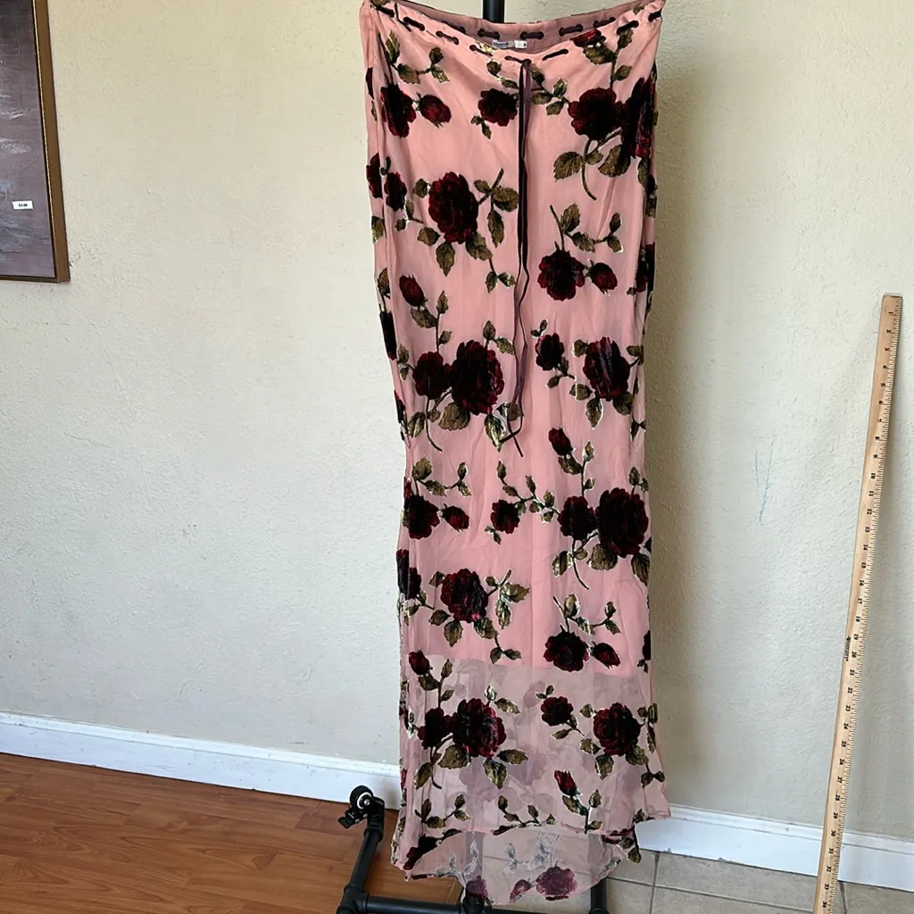 HOUSE OF CB 'Imaan'‎ Dusty Pink Devore Maxi Skirt NWOT size XS - Image 3