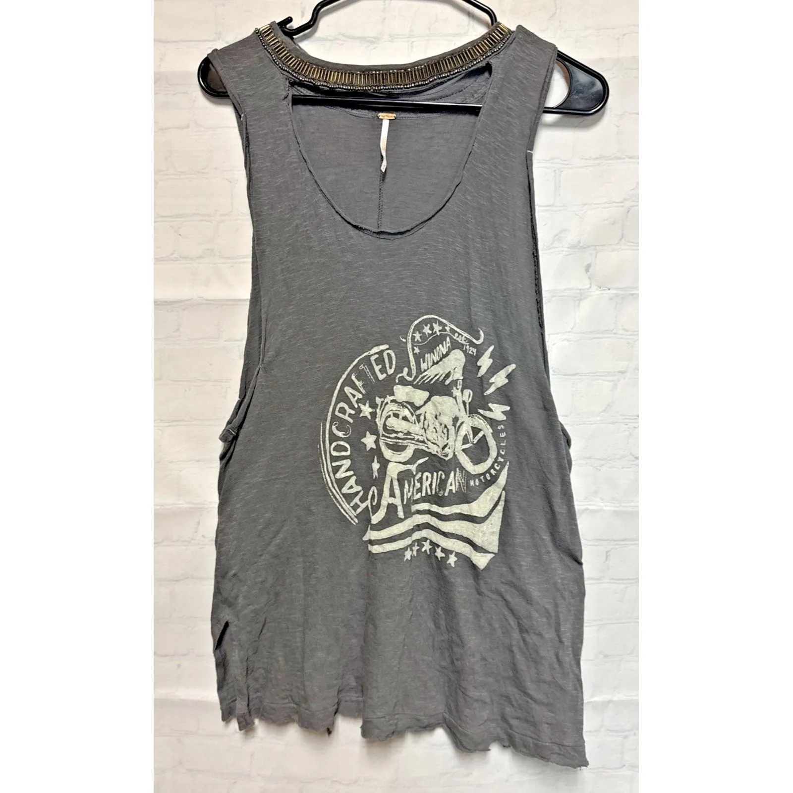 FREE PEOPLE MOVEMENT graphic muscle tank in gray size M  Womens Boho Rocker - Image 5
